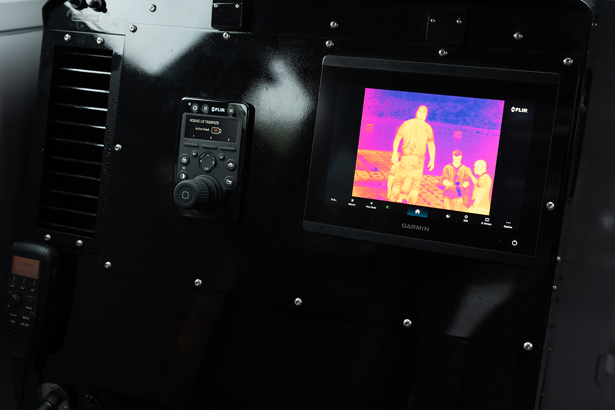 Military Armoured Boat Aruanã 38 FT