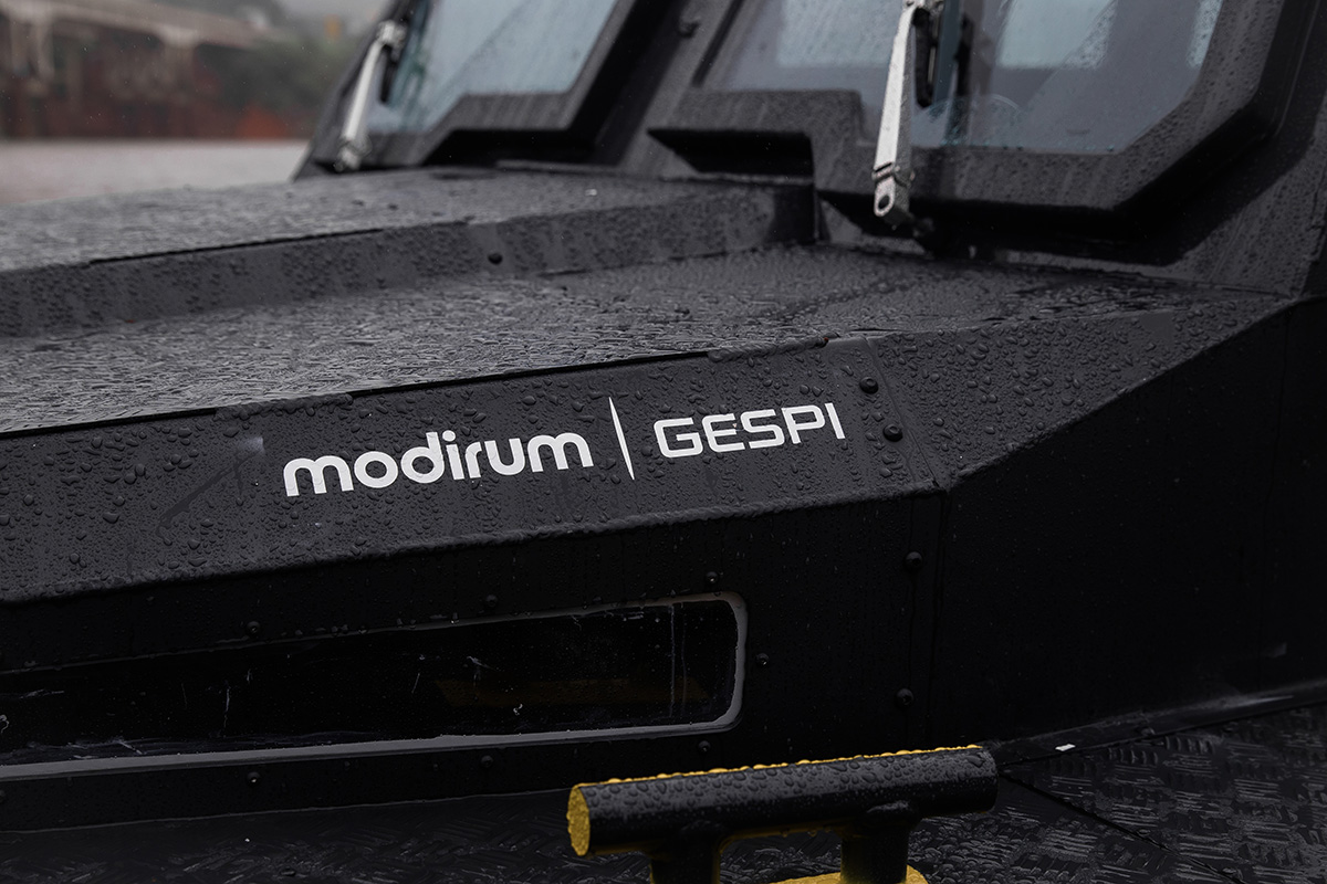 Military Armoured Boat Aruanã 38 FT