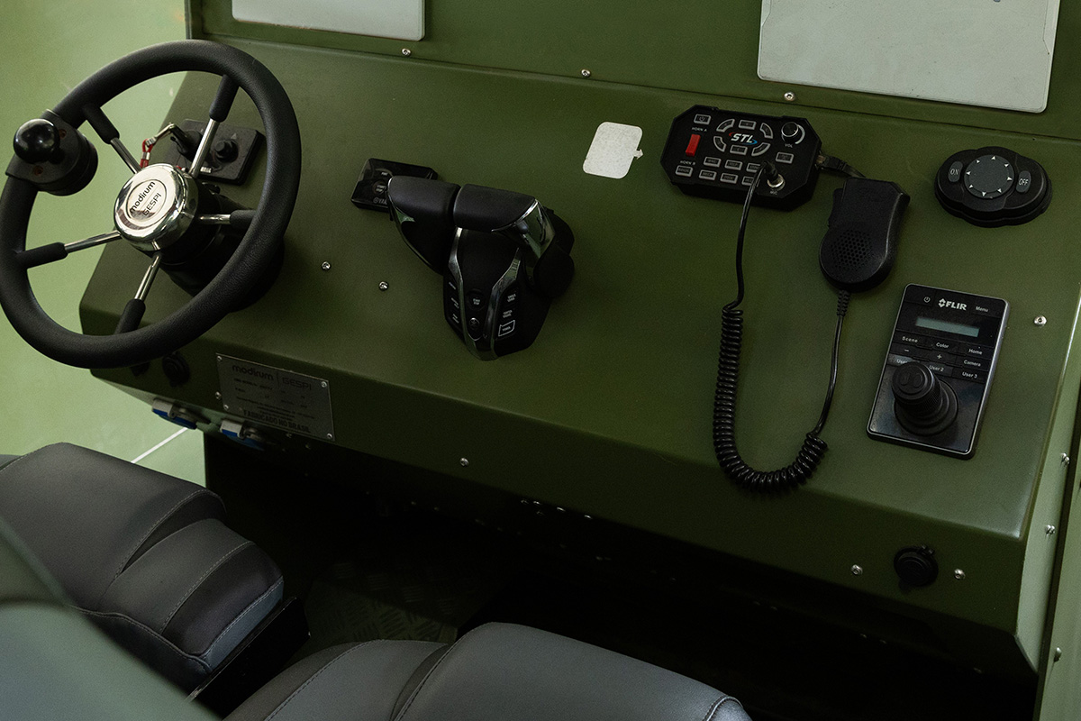 Military Armoured Boat Aruanã 29 FT - TT