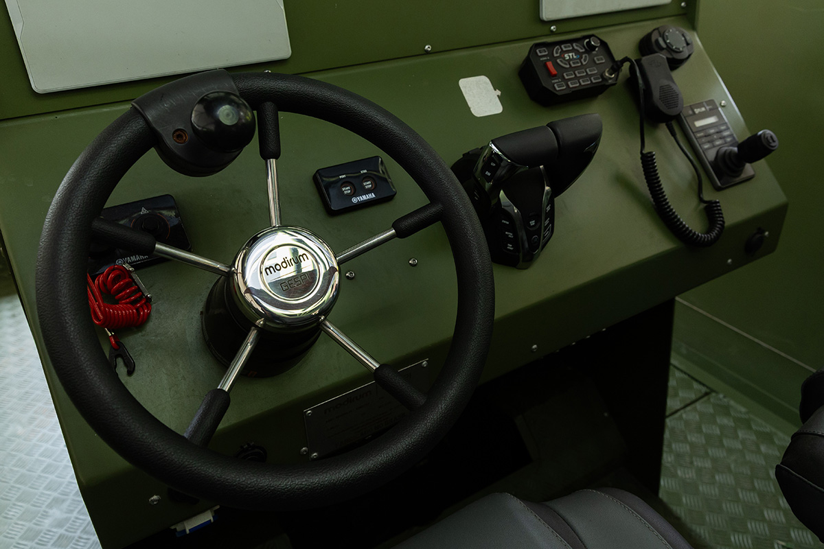 Military Armoured Boat Aruanã 29 FT - TT